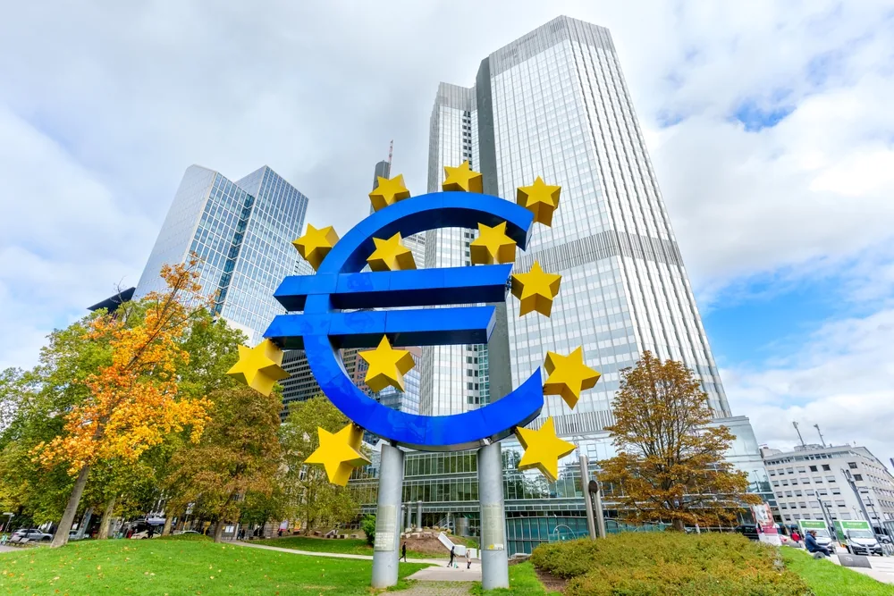 PIL Eurozona cresce oltre le attese nel secondo trimestre 2026
